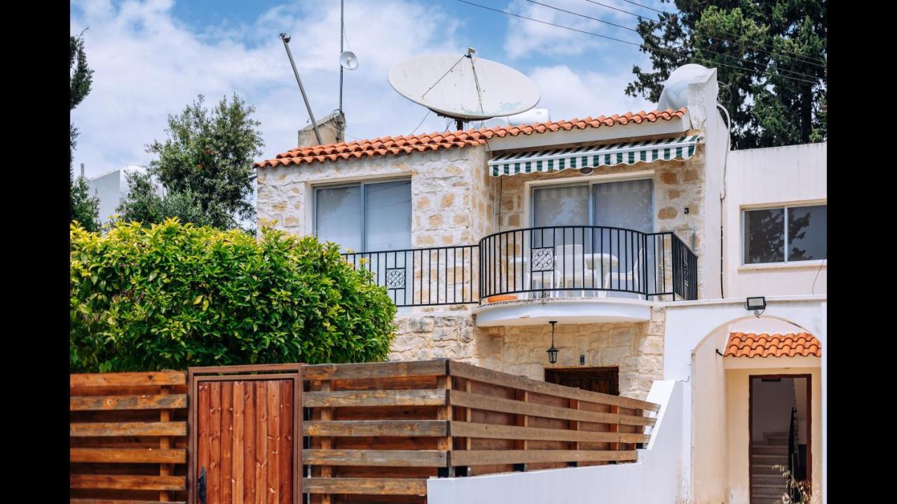 Procy-105 In Center Ideal For Short And Long Rent Appartement Paphos